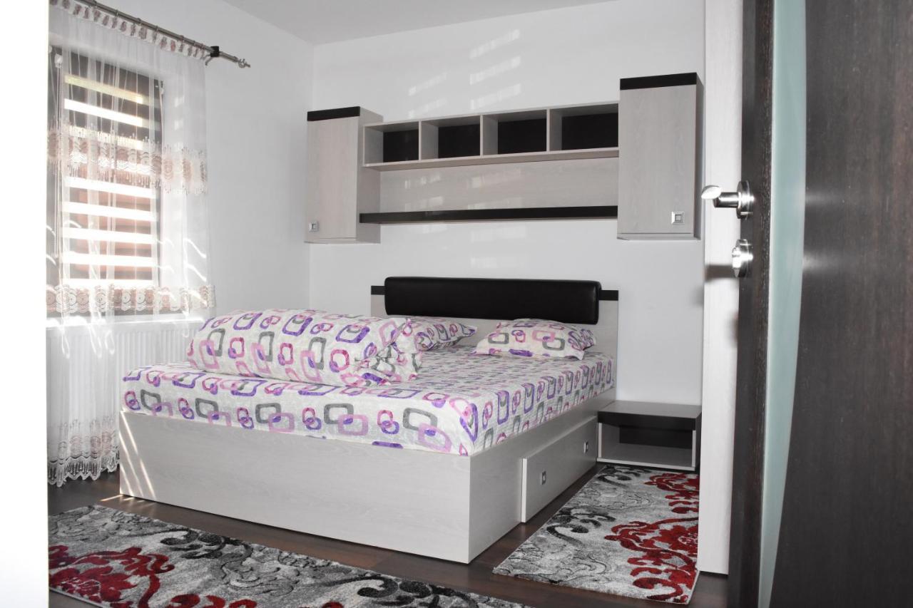 Hotel Apartament Eldya Comfort&Suites Predeal Esterno foto