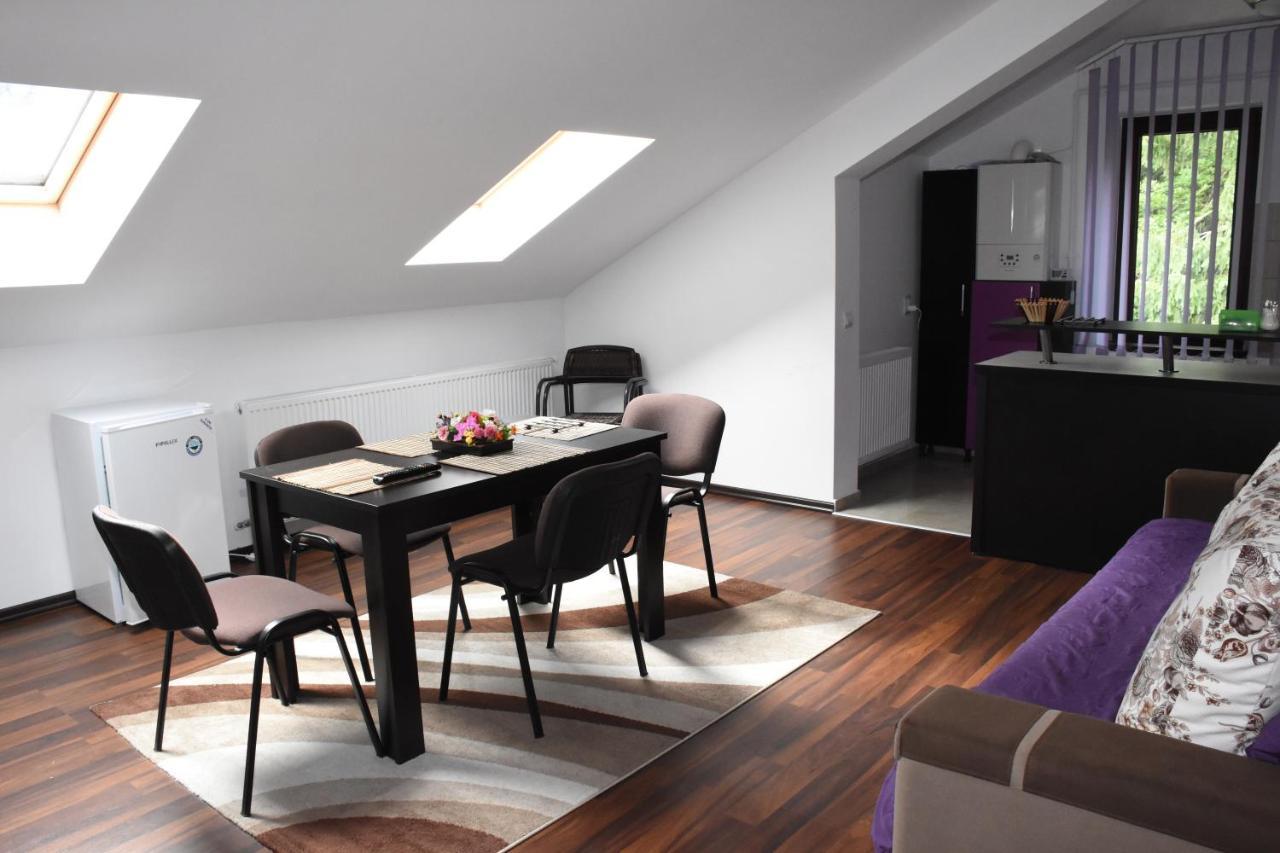 Hotel Apartament Eldya Comfort&Suites Predeal Esterno foto