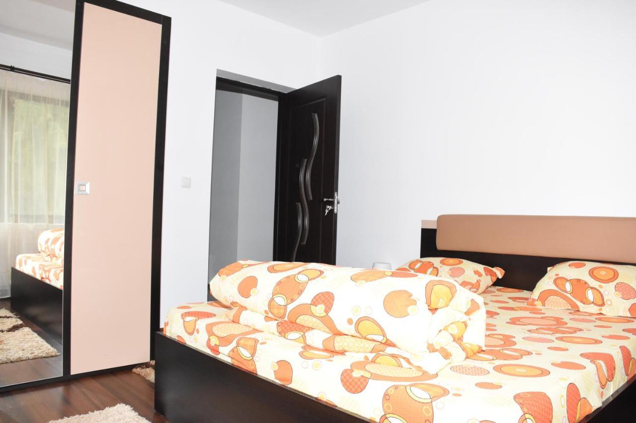 Hotel Apartament Eldya Comfort&Suites Predeal Esterno foto