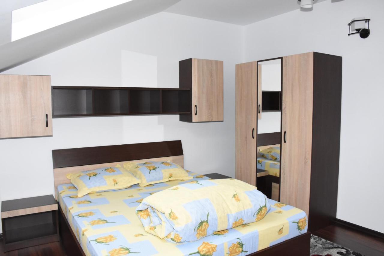 Hotel Apartament Eldya Comfort&Suites Predeal Esterno foto