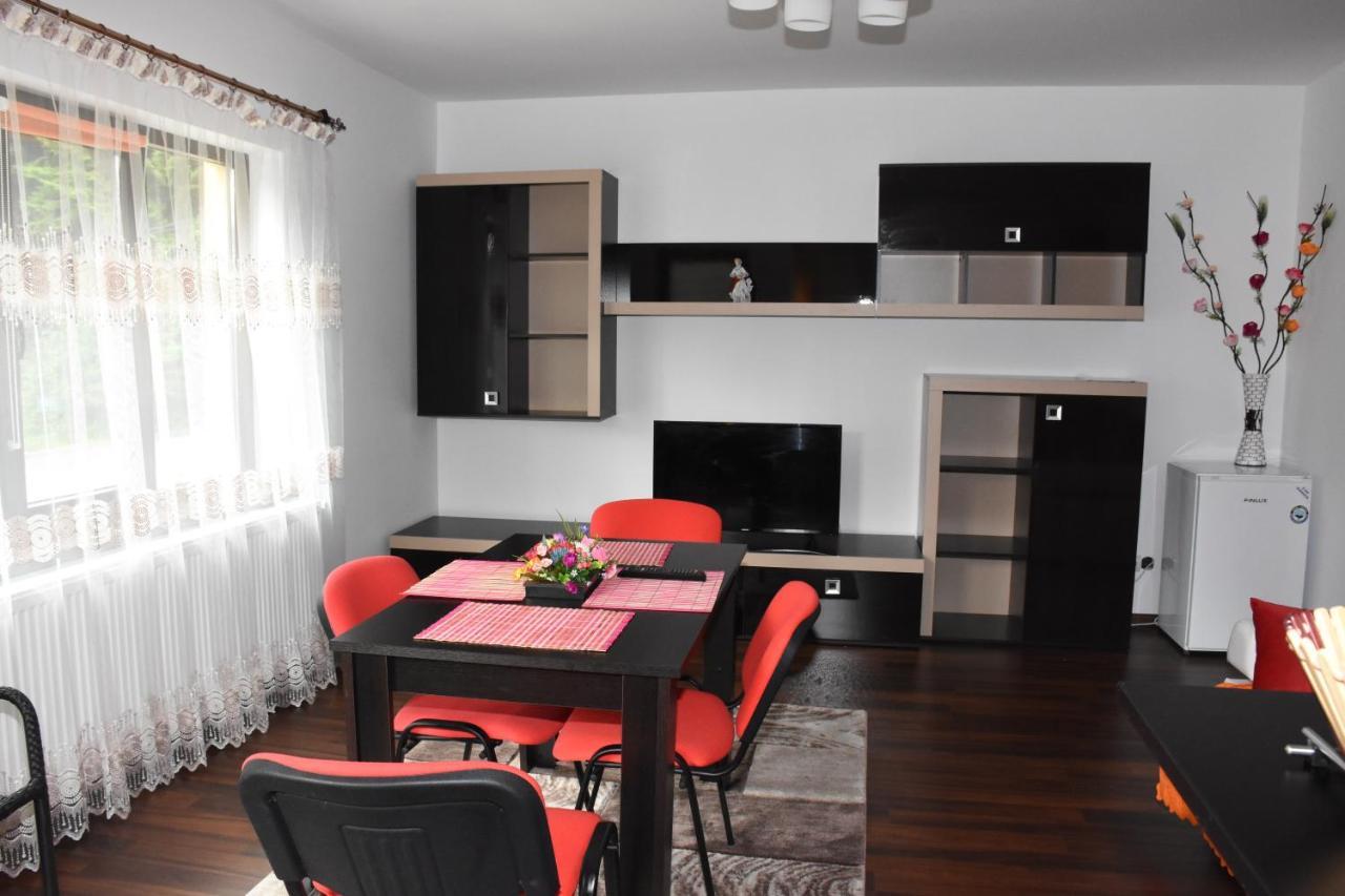 Hotel Apartament Eldya Comfort&Suites Predeal Esterno foto